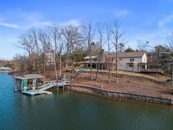Maloa Way Lake House | Lake Wylie - Image 1
